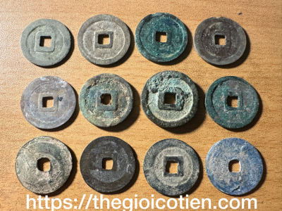 Bộ 12 xu cổ nhà Hậu Lê 5